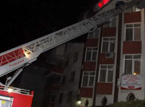 Antalya'da 5 yıldızlı otelde patlama Antalya'da 5 yıldızlı otelde patlama