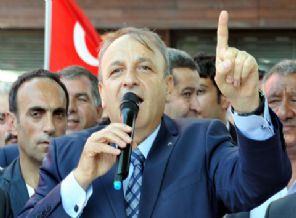 Oktay Vural: 'Erdoğan Hürrem sendromunda' Oktay Vural: 'Erdoğan Hürrem sendromunda'
