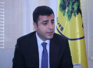 Demirtaş: Ahmet Kaya'ya verilen ödül, değerli bir yaklaşım Demirtaş: Ahmet Kaya'ya verilen ödül, değerli bir yaklaşım