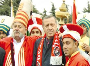 Başbakan Erdoğan için Mehter Marşı bestelendi! Başbakan Erdoğan için Mehter Marşı bestelendi!