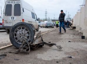 Bakıda sərnişin avtobusu daha bir ağır qəza törətdi: ölən və yaralananlar var