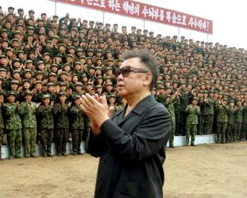 Nordkoreas Volksversammlung wählt Kim in Spitzenposition