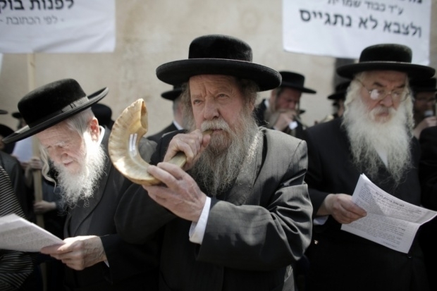 Ultra Ortodoks Yahudiler.