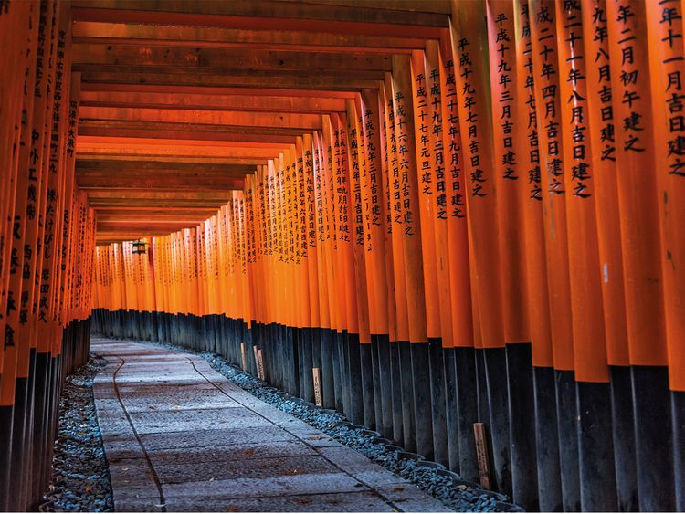 Fushimi-Inari-Taisha-shrine_1752cd5dc5e_large.jpg