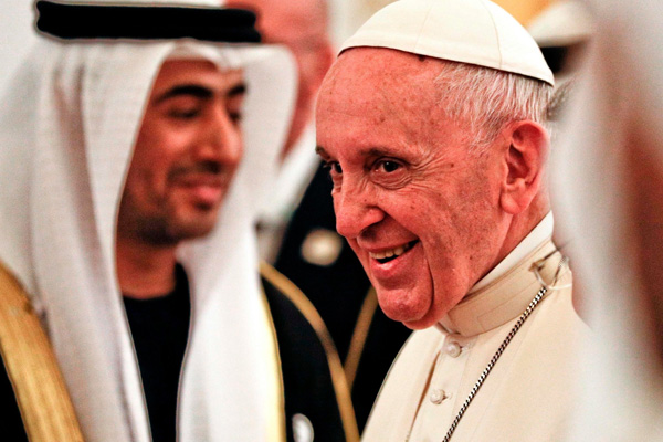 Papa-Arap-Yarımadasına-tarihi-ziyaret-gerçekleştirdi1