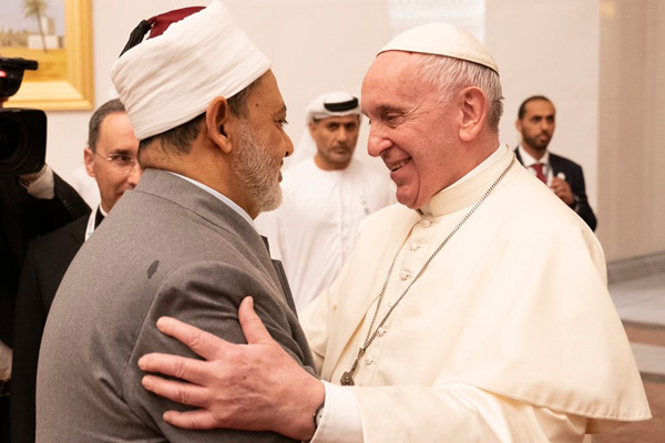 Papa-Arap-Yarımadasına-tarihi-ziyaret-gerçekleştirdi2