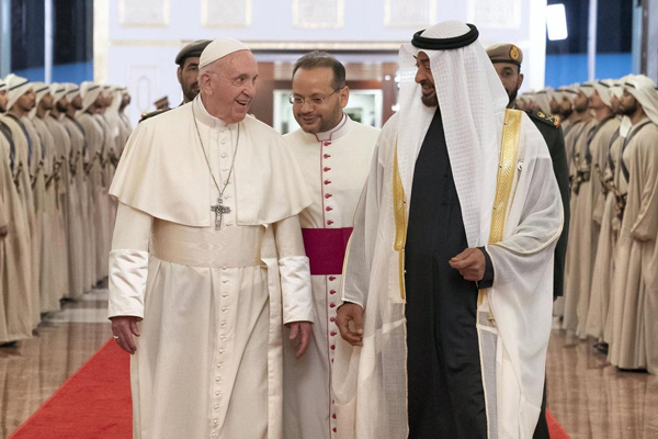 Papa-Arap-Yarımadasına-tarihi-ziyaret-gerçekleştirdi3
