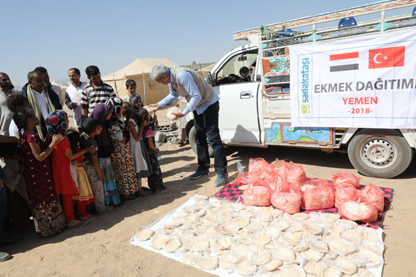 Sadakataşı-Derneğinden-Yemene-gıda-ve-hijyen-ürünleri-yardımı4