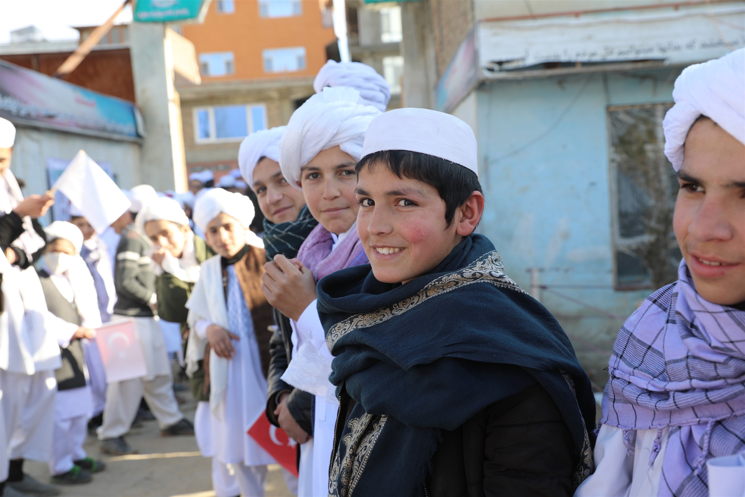 Afganistan'ın İlerlemesi ve Hayatta Kalmasının Tek Yolu Eğitimdir (1)