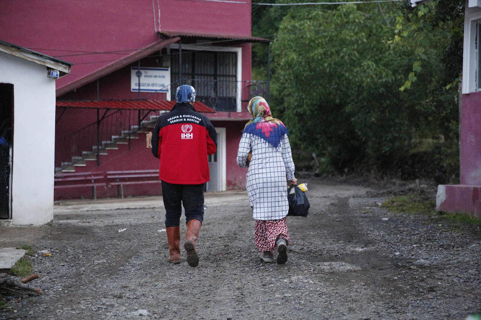 Bozkurt Keşlik Kızılca elma ve Sakızcılar köyleri dağıtım (10)