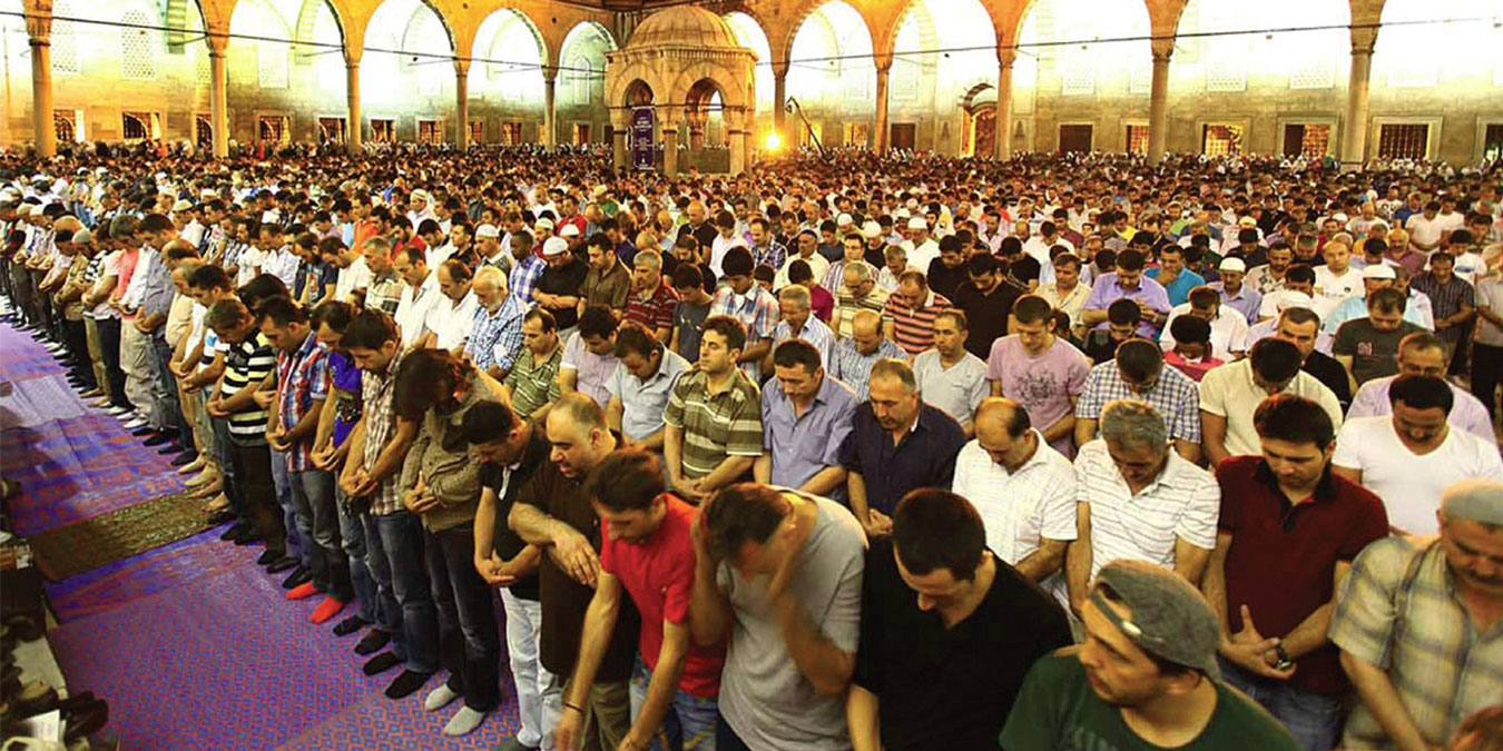 Camilerde-teravih-kılınacak-mı-Ramazanda-teravih-namazı-iptal-mi-edilecek (1)