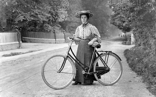 bisikletle-dünya-turu-yapan-ilk-kadın