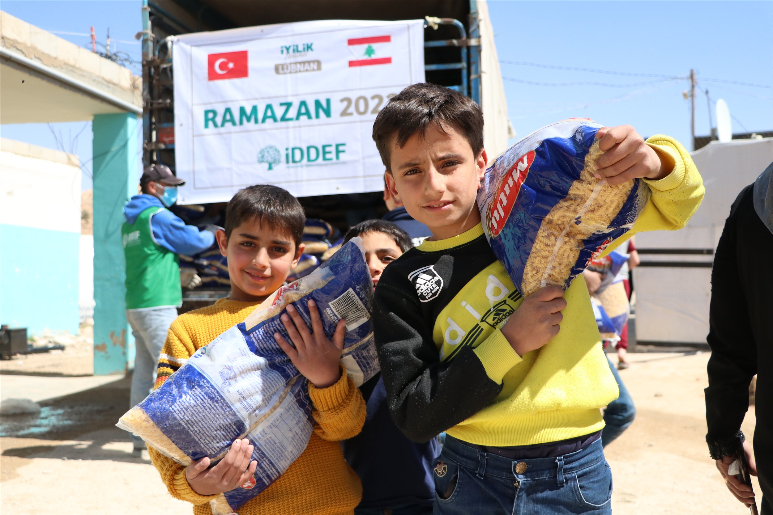Lübnan-Arsal-Suriyeli mülteciler yardım çalışması