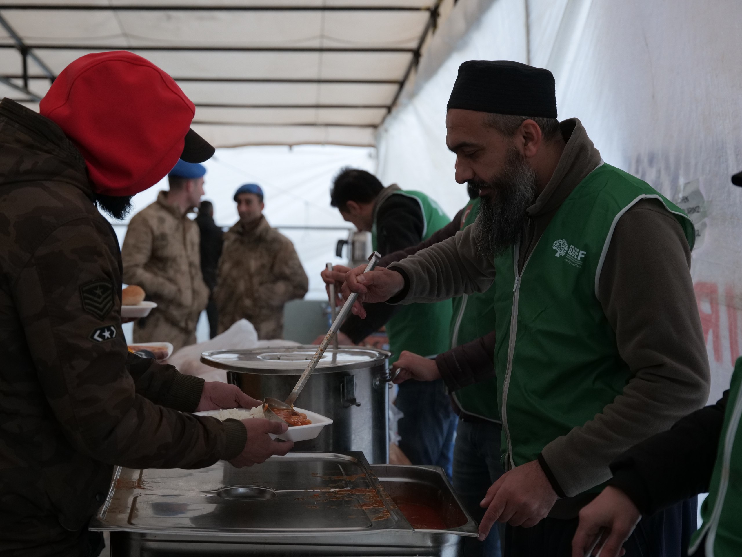 İDDEF, Ramazan'da da Yaraları Sarıyor (4)