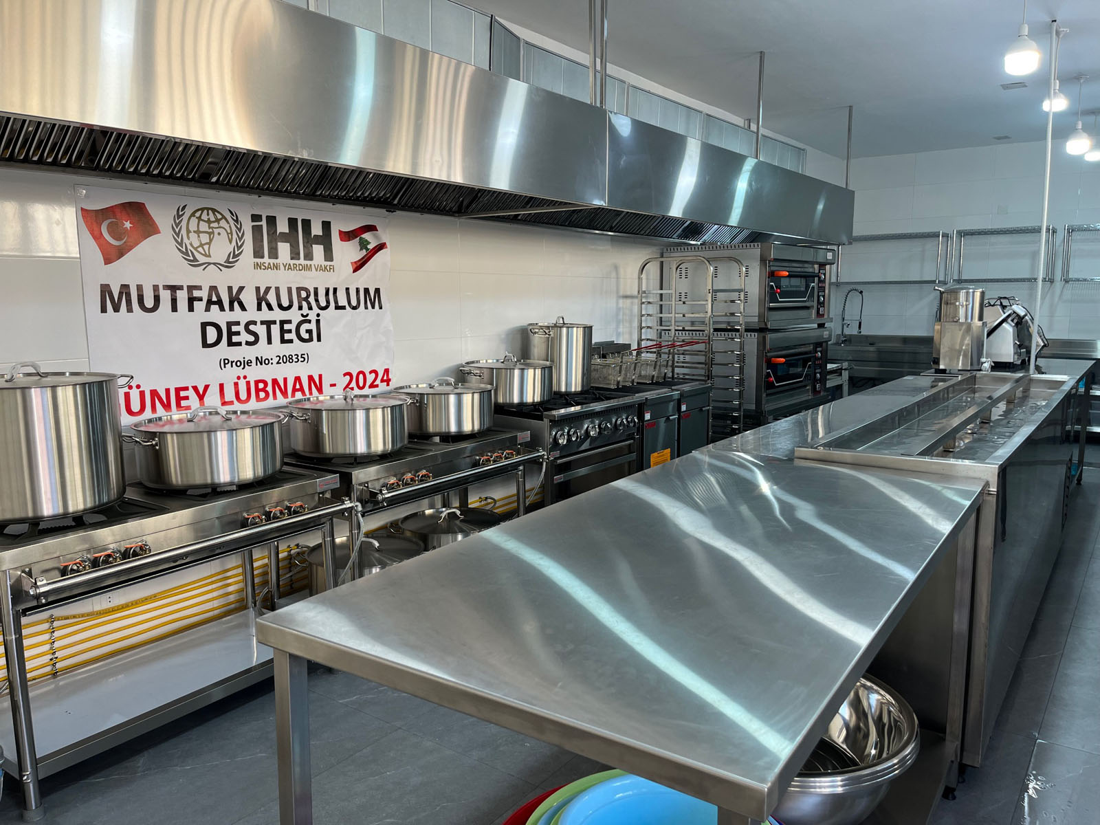 İHH Lübnanlı on binlerce ihtiyaç sahibine destek ulaştırdı (5)