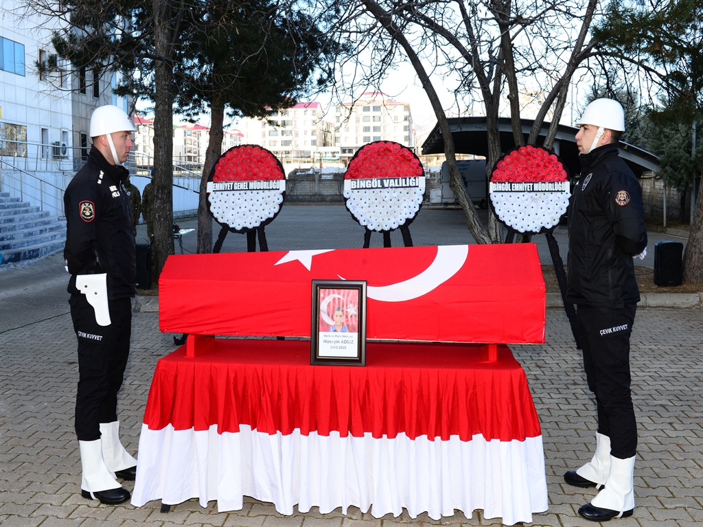 Bingöl'de Polis Memuru Hüseyin Adsız Kalp Krizinden Hayatını Kaybetti