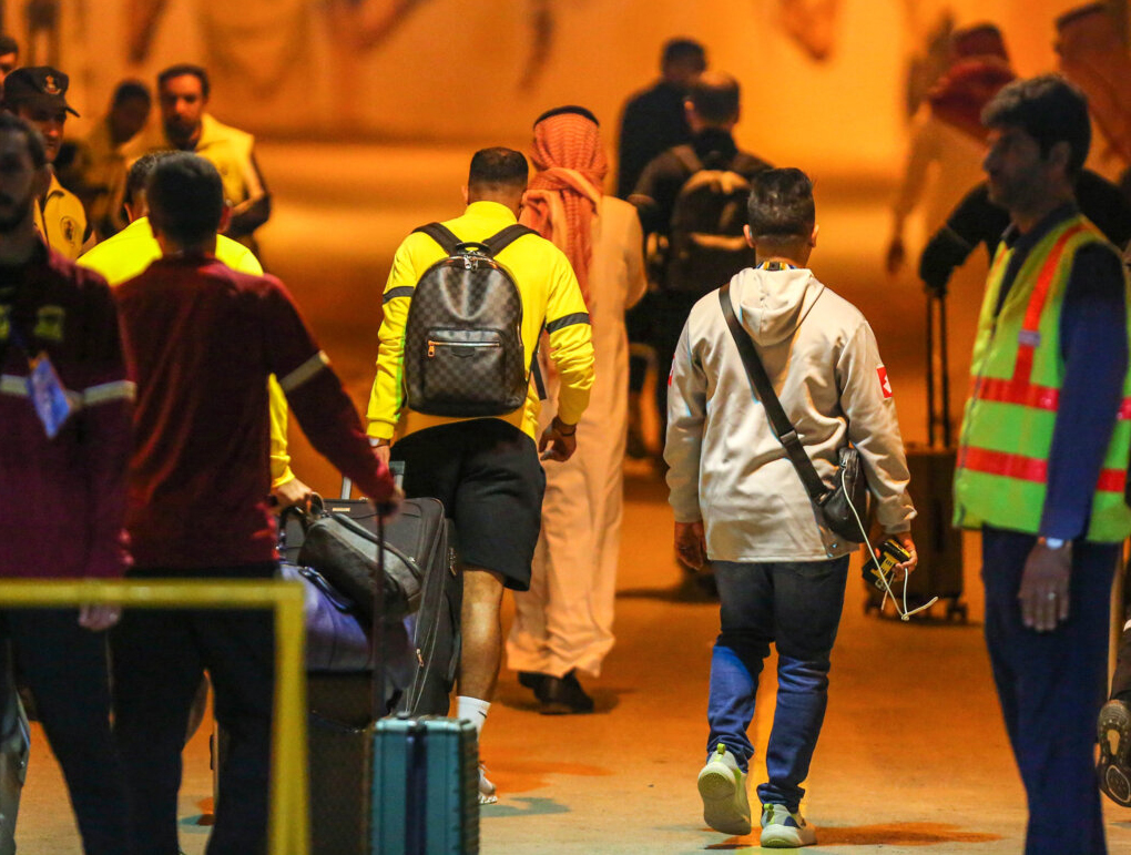 AA-20231002-32296662-32296660-IRANIN_SEPAHAN_TAKIMI_ILE_SUUDI_ARABISTANIN_ELITTIHAD_TAKIMI_ARASINDAKI_MAC_IPTAL_EDILDI