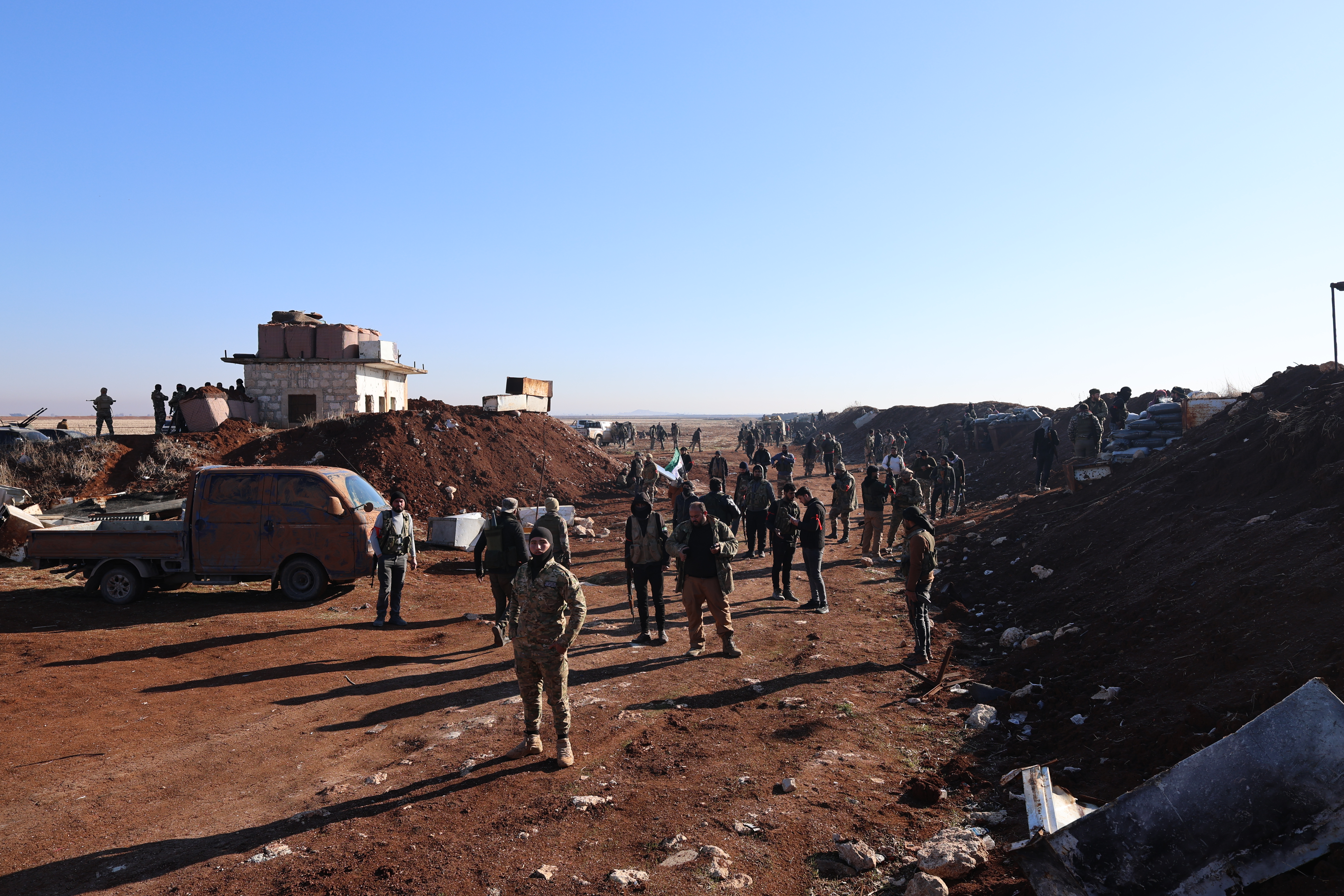 AA-20241201-36350176-36350163-SURIYE_MILLI_ORDUSUNUN_OZGURLUK_SAFAGI_OPERASYONUNDA_TEROR_ORGUTU_PKKYPGYE_KARSI_ILERLEYISI_SURUYOR