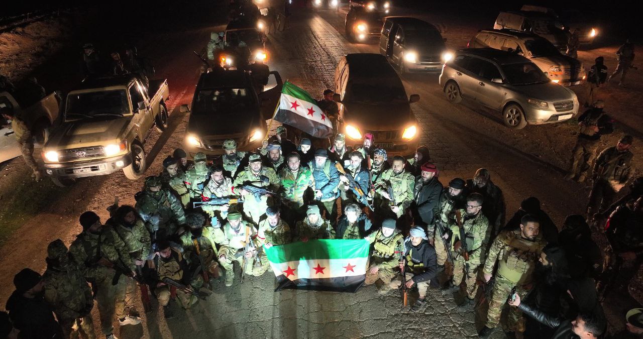 AA-20250107-36685684-36685677-SMO_BARIS_PINARI_HAREKATI_BOLGESINDEKI_CEPHE_HATLARINA_TANK_VE_ARAC_SEVKIYATI_YAPTI