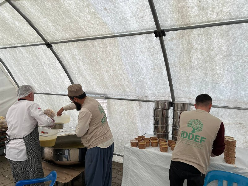 Deprem Bölgesindeki Kazanlar Afetzedeler İçin Kaynıyor-9