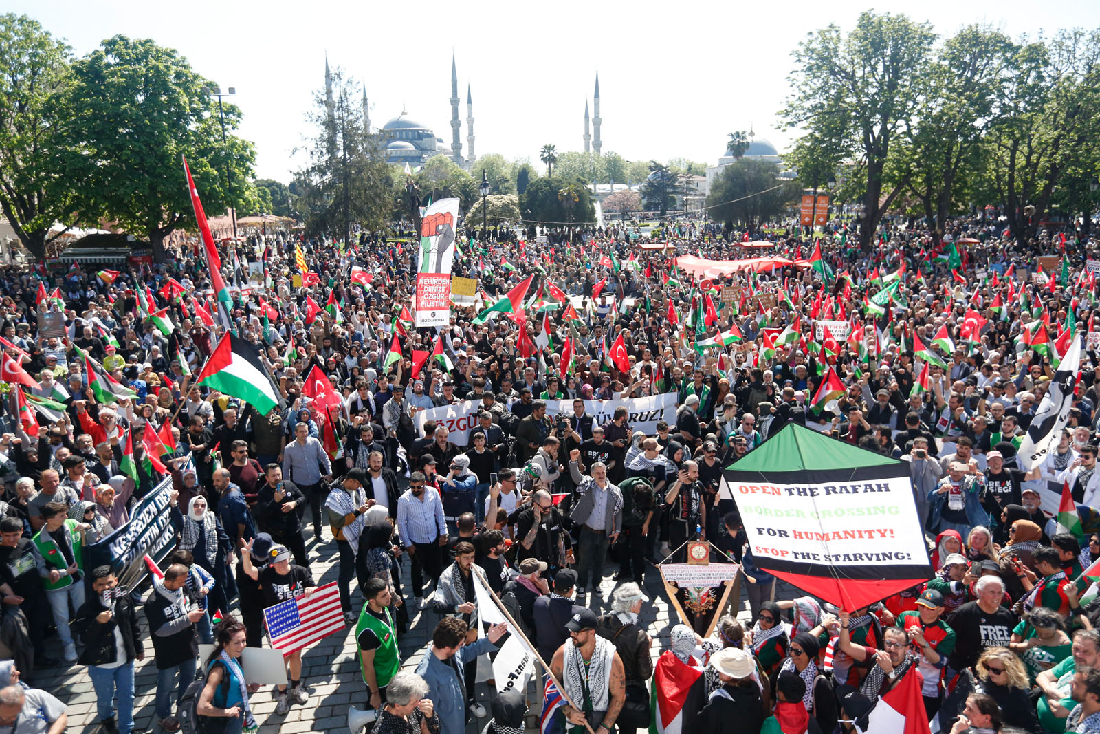 _İstanbul'da on binlerin katılımıyla “Gazze'yi Unutma” yürüyüşü_ (12)