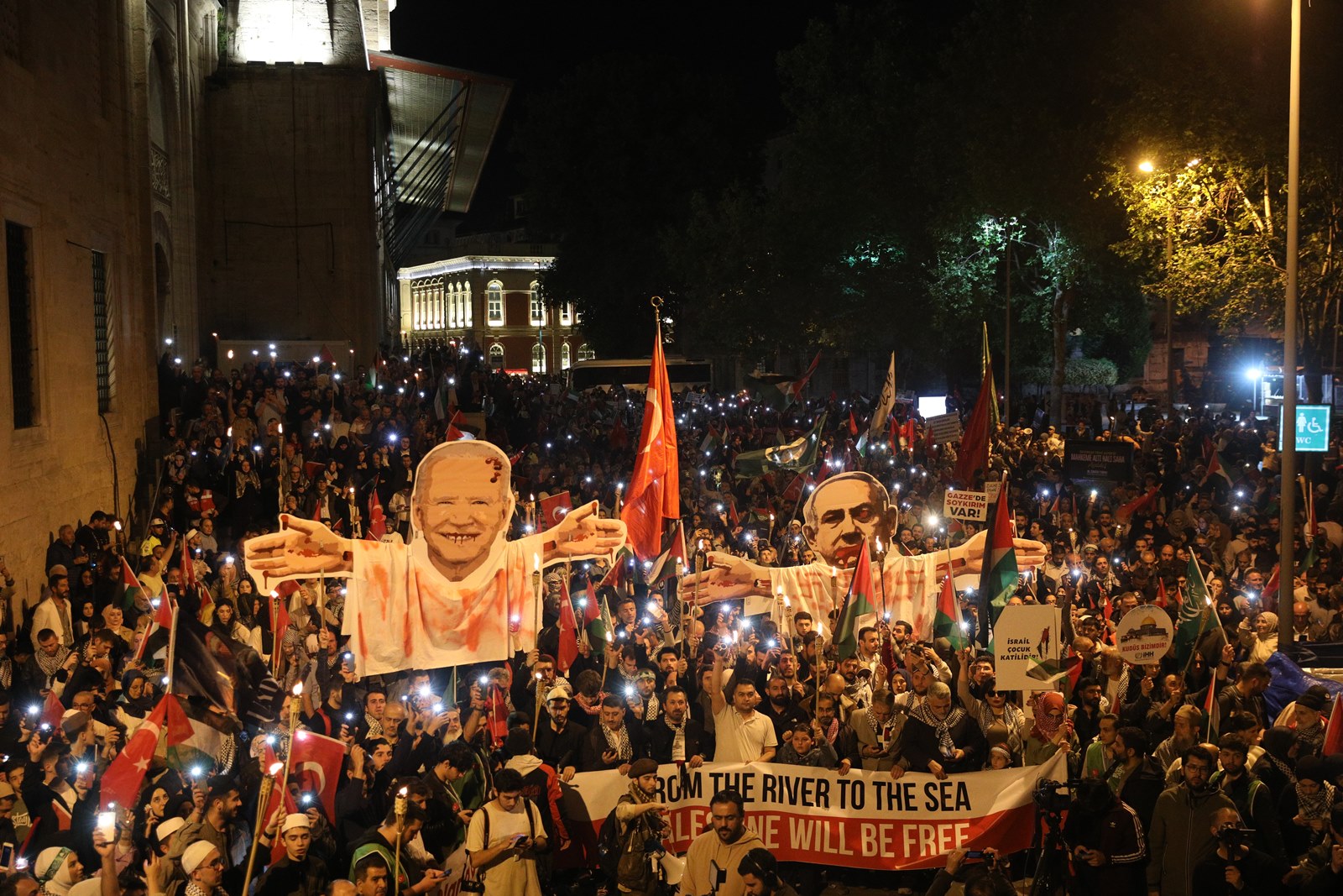 _Fatih'te on binlerin katılımıyla büyük Gazze yürüyüşü_ (6)