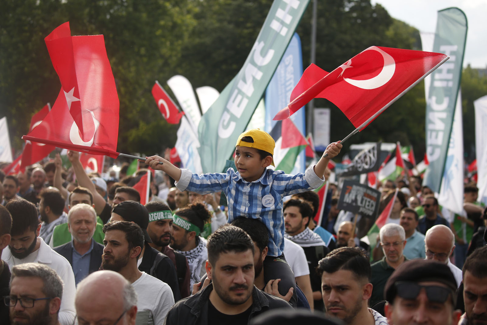 _Mavi Marmara'nın 13. Yıldönümünde yürüyüş gerçekleştirildi (10)