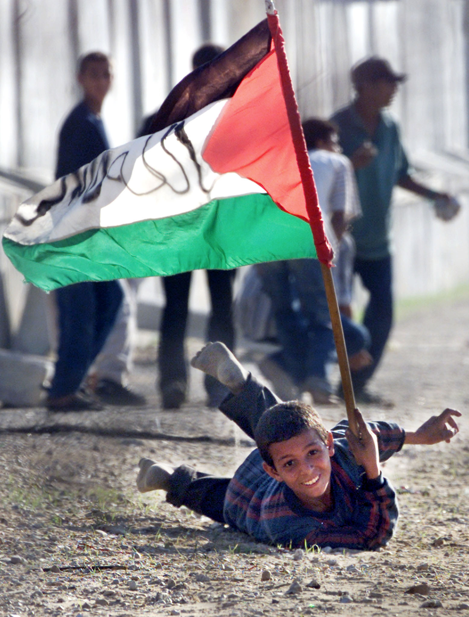 palestinian_flag_boy001