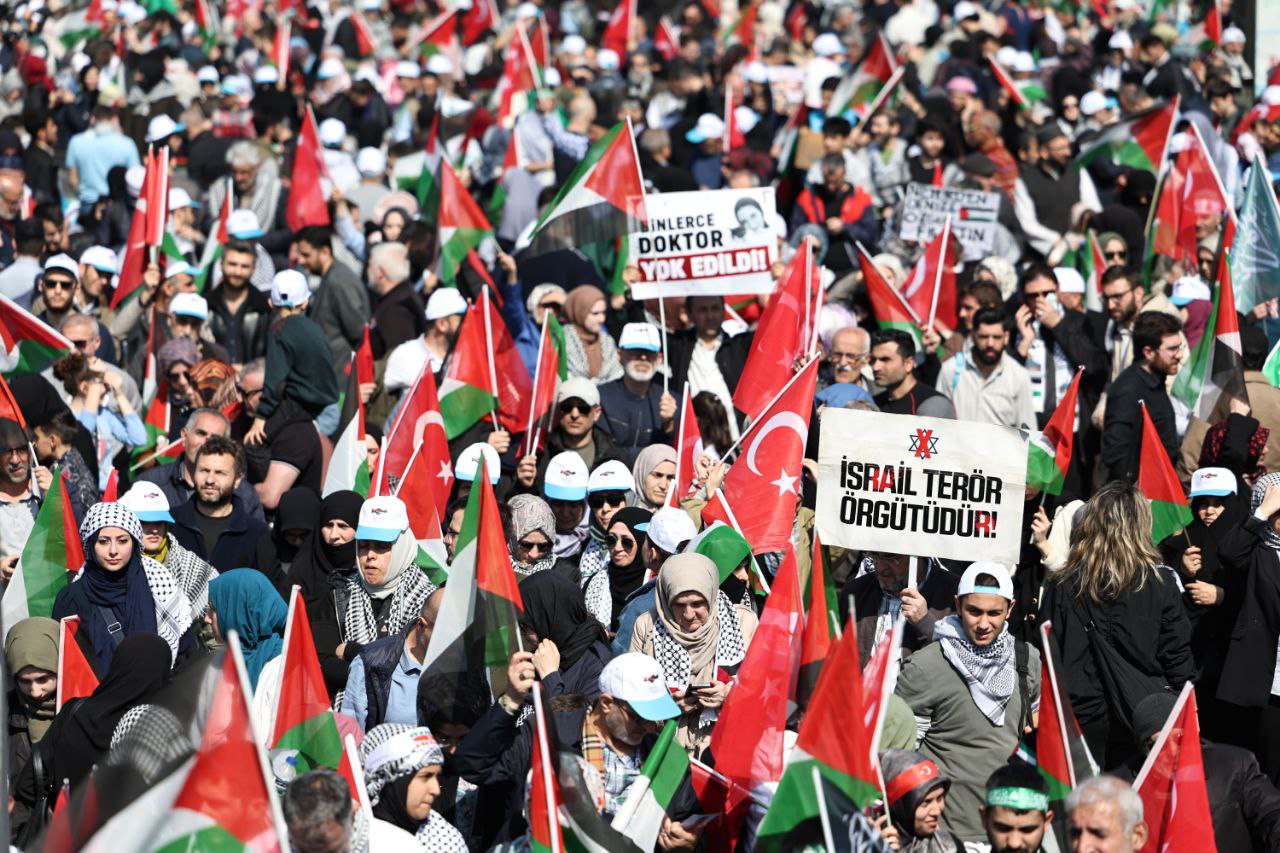 “Katil İsrail ve ABD’ye Dur Demek Gerekiyor”