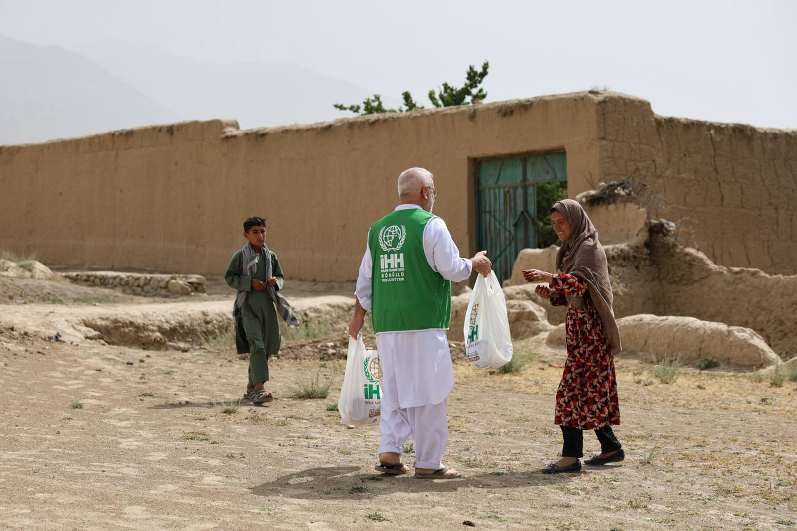 İHH, Kurban Bayramı'nda milyonlarca ihtiyaç sahibine ulaştı (12)