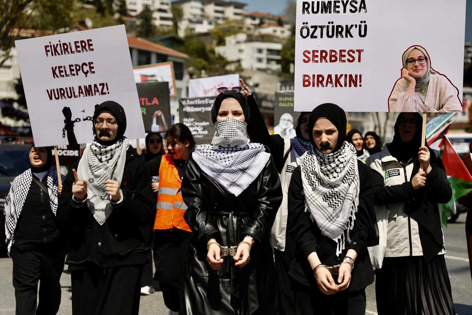 İstanbul'da Gazze'deki İnsanlık Dramına Duyarlı Binlerce Vatandaş Bir Araya Geldi