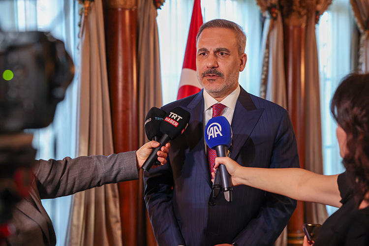 Hakan Fidan'ın Washington Ziyareti: Üç Aşamalı Görüşmeler ve Suriye Meselesinde Yeni Yol Haritası