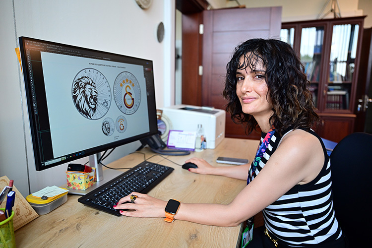 07_12_02_AA-38333588