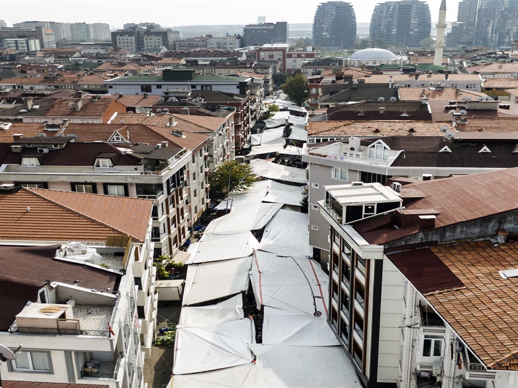 Bahçelievler’de Pazar Faaliyetlerinde Dolandırıcılık İddialarına Karşı Sıkı Önlemler ve Soruşturma Başlatıldı