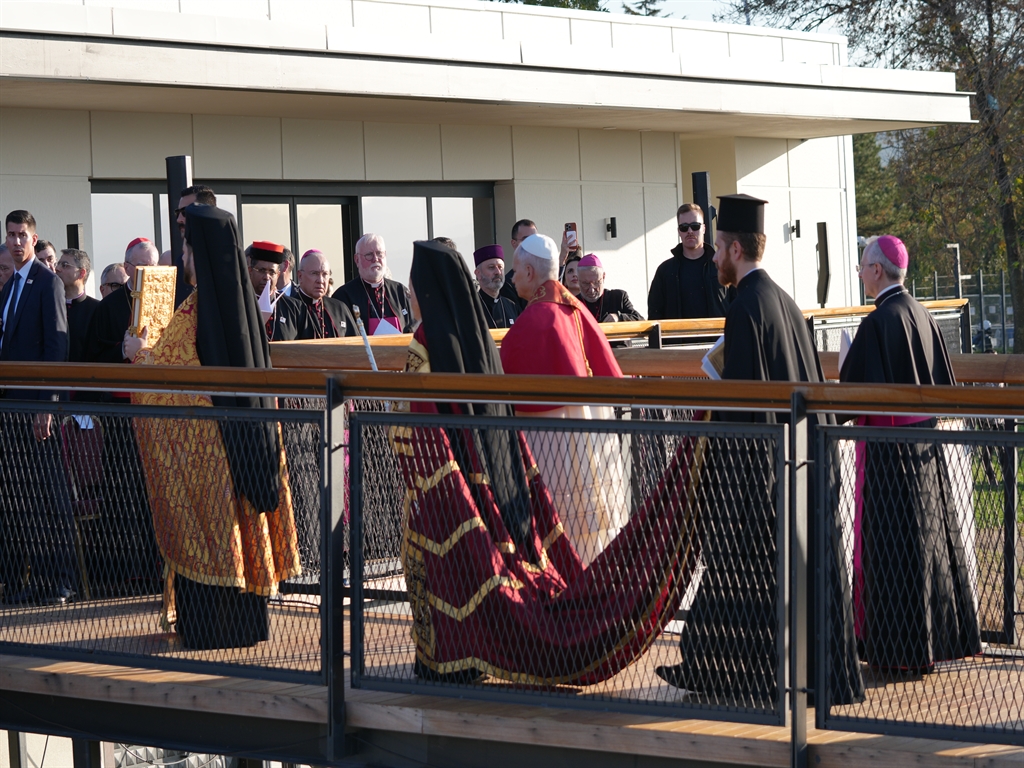İznik'te 1700. Yıl Heyecanı: Papa ile Aziz Neophytos Bazilikası Önünde Buluşma