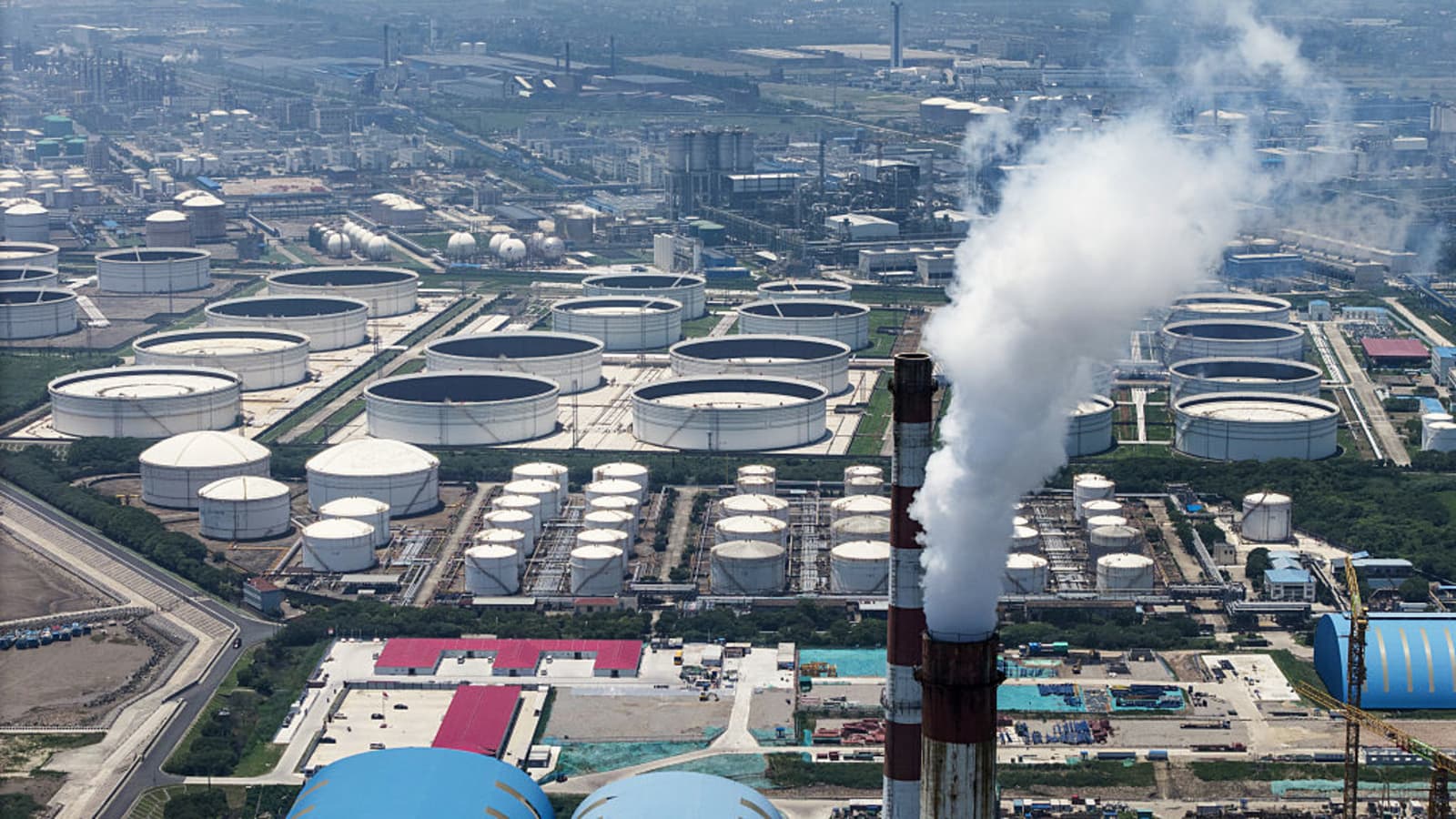 108271986-1772462999771-gettyimages-2222456185-CHINA_OIL