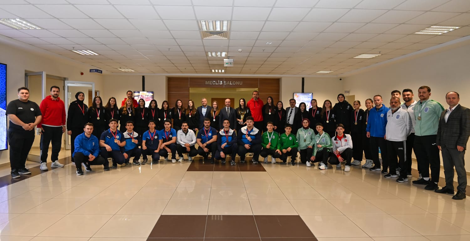 13b736a5-266c-41df-ad27-4495cd388063