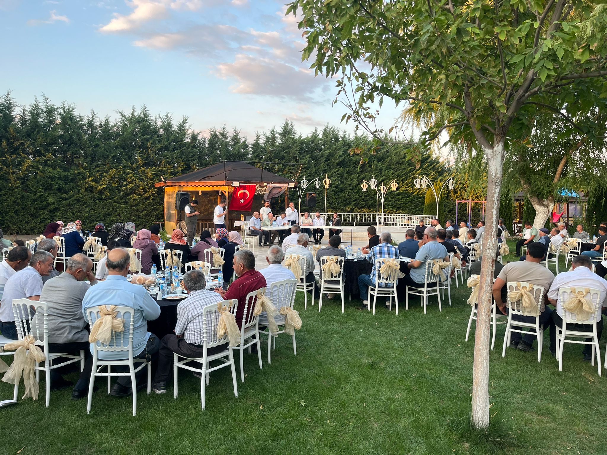 1454e7ae-bdc3-4ef6-809f-f0bf5462de4b-1