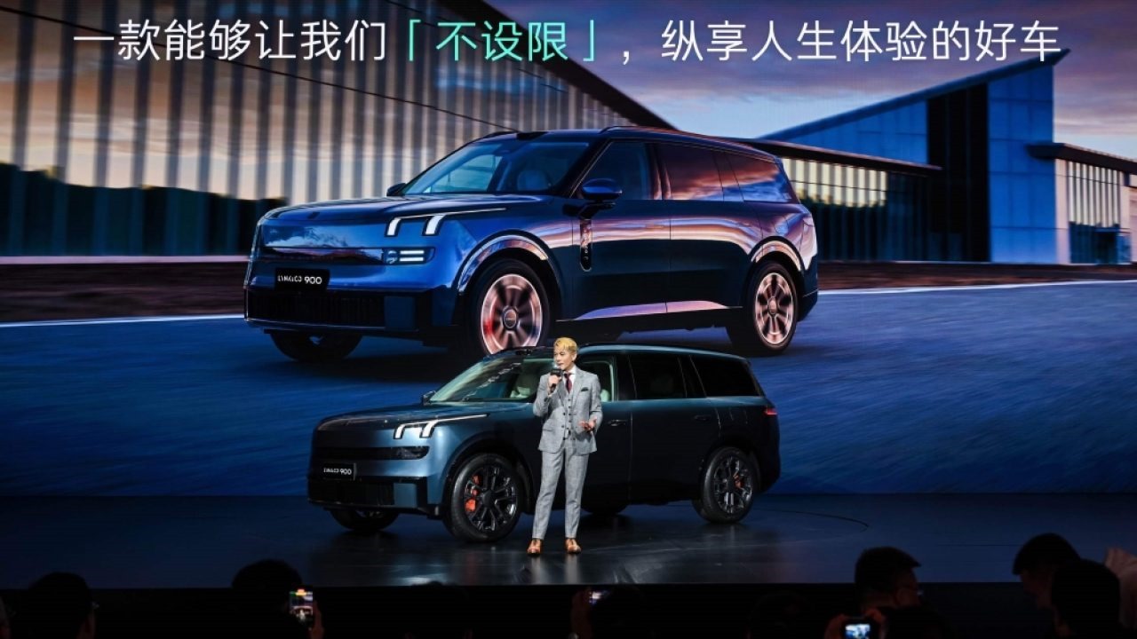 1f8a9efa-2093-4e4f-b775-8960cae2e061