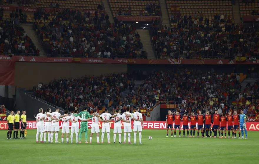 2025-11-18T195256Z_939818403_UP1ELBI1J87YN_RTRMADP_3_SOCCER-WORLDCUP-ESP-TUR-672860