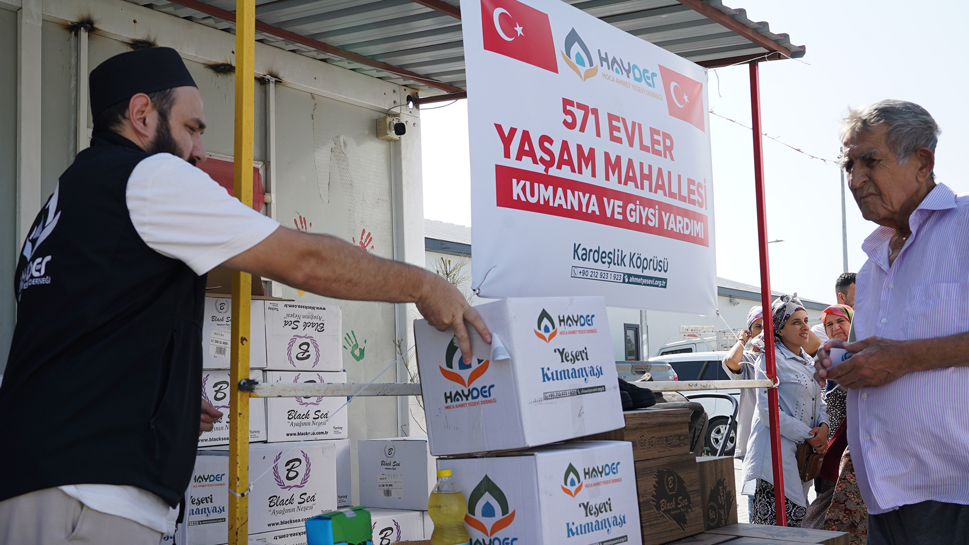 Sıcak Sofralar ve Gönül Köprüleri