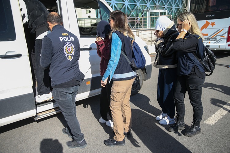 Sosyal medya operasyonu: 11 kişi tutuklandı 73 2025 06 20250604 2 69365061 113762055