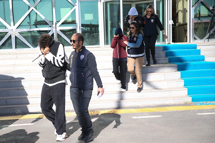 Sosyal medya operasyonu: 11 kişi tutuklandı 72 2025 06 20250604 2 69365061 113762059