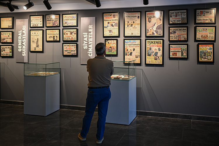 Ankara Sanat Galerisi ve Müzayedecilik Evi'nde Gerçekleşen Özel Sergi Açılışı