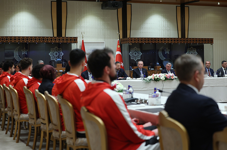 Erdoğan: Avrupa Basketbol Şampiyonası'nda Final Heyecanı ve 2027 Dünya Şampiyonası İçin Kararlı Adımlar