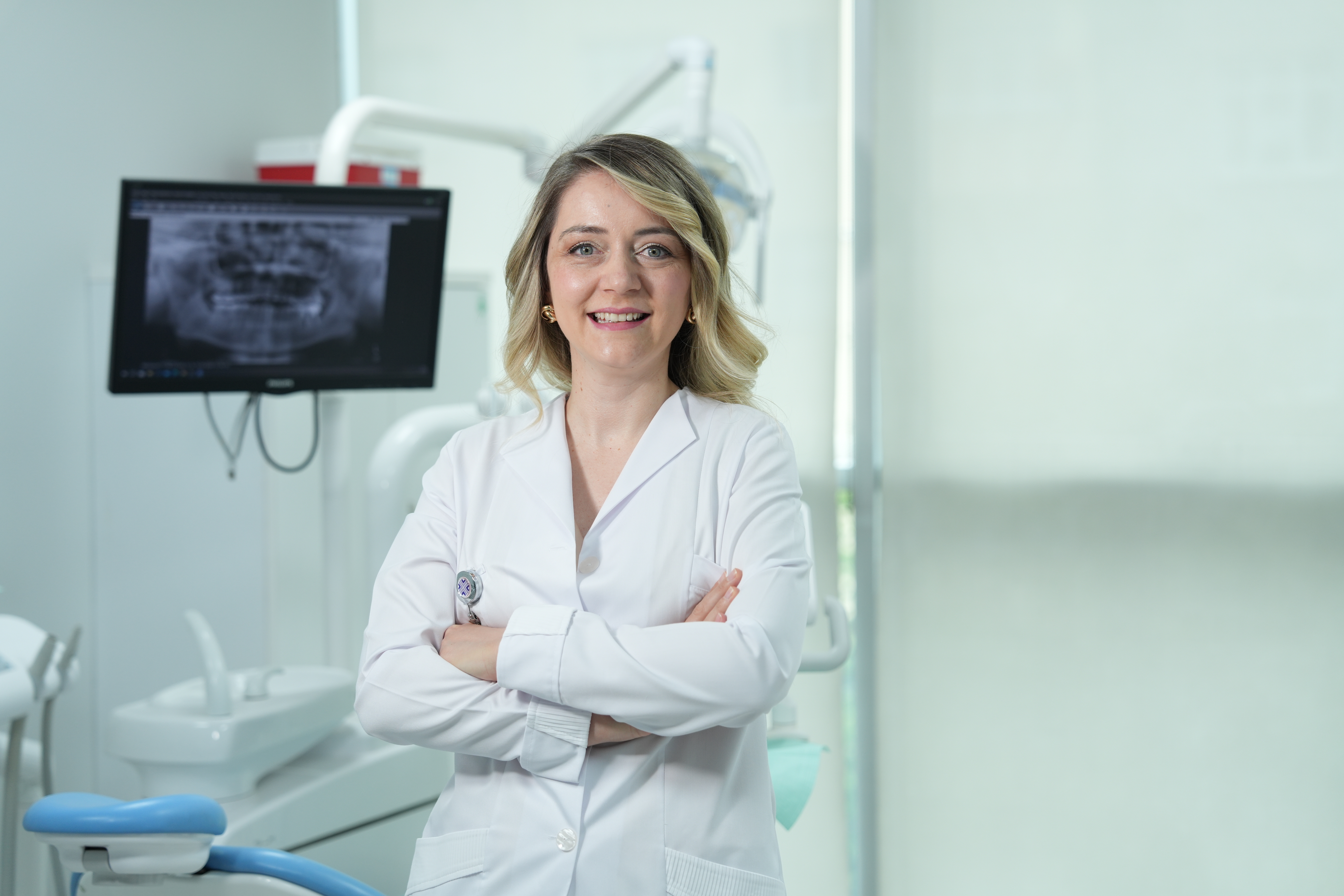 Kişiye Özel Temporomandibular Eklemi: Ağrı, Ses ve Hareket Sınırlılığını Yetkin Tedavi Yaklaşımı