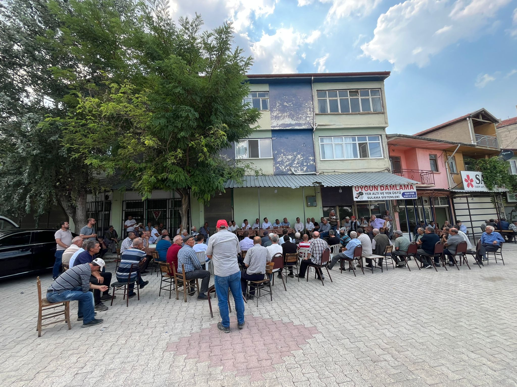 37c00952-b0c2-4126-93b3-3dc3a0c974ac