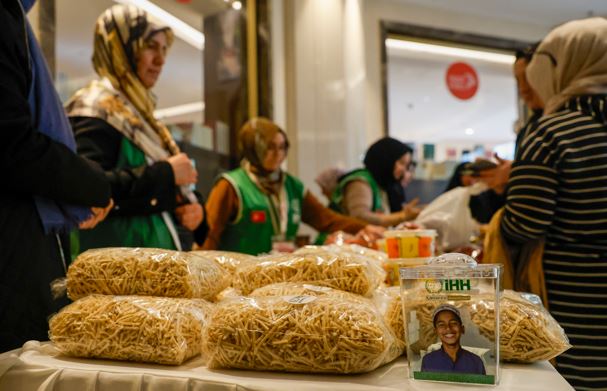 İHH Kadın Birimi ve Aile Sağlığı İçin Burkina Faso Projesi: Doğum Hane ve Su Kuyusu İnşası