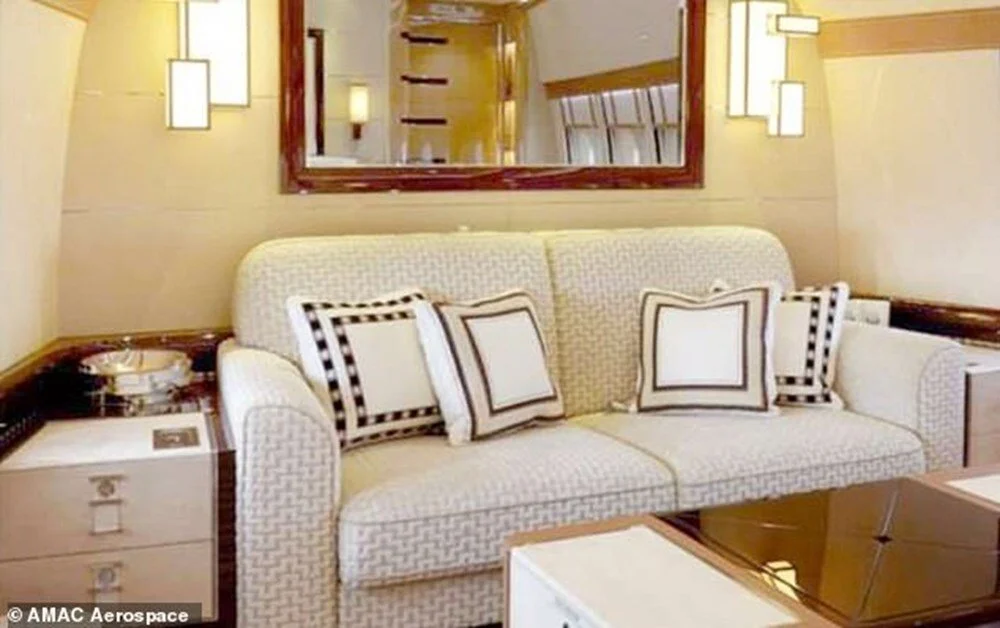 3y1Kj4Vvck6ms4cPFfb_8w