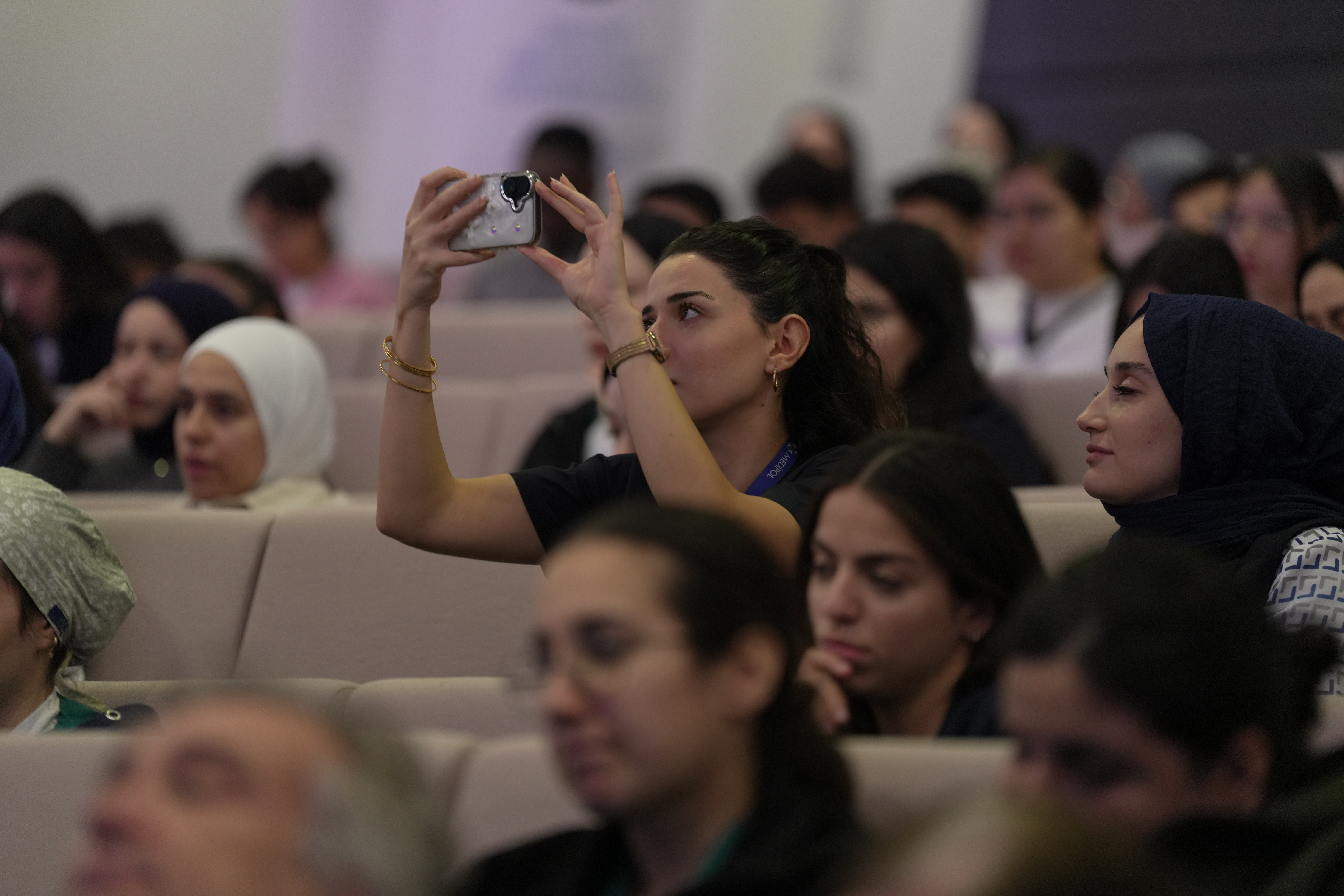 Daha Net Bir Dünya İçin Gözlerine İyi Bak: Dünya Görme Günü’nde Medipol Sağlık Grubu Etkinliği